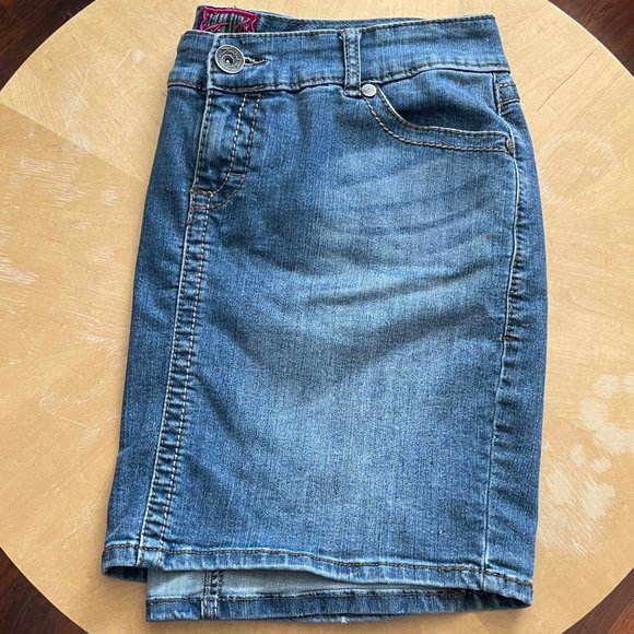 Torrid Vintage Denim Jean Skirt Women's Size 12 Medium Wash Button Pockets - Picture 4 of 5